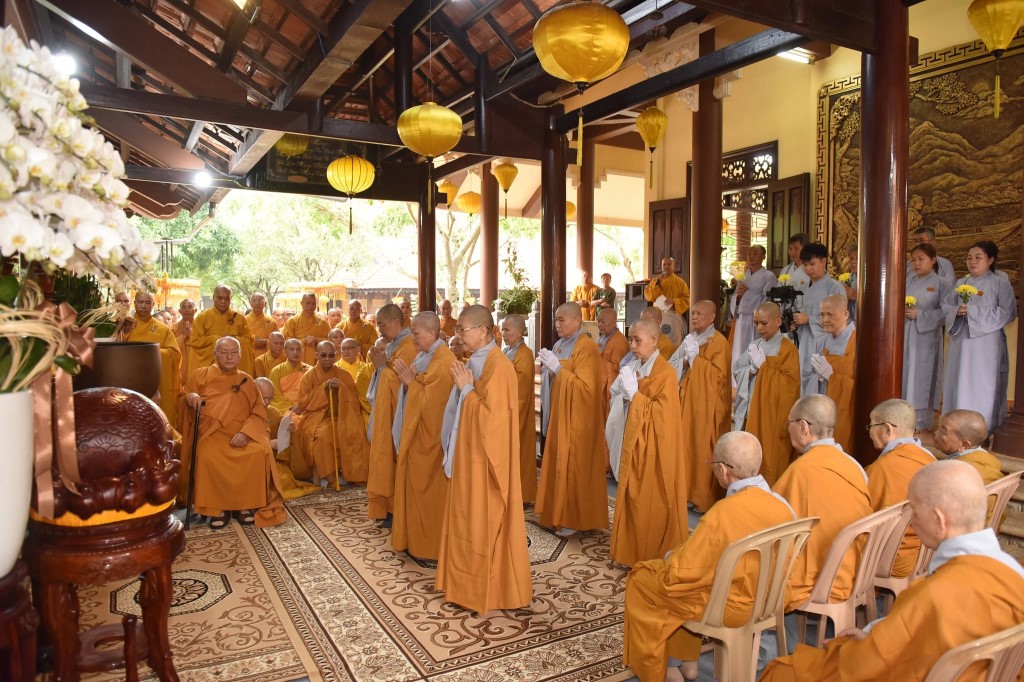 a1_nguoiphattu.com_phung-tong-kim-quan-co-ni-truong-thich-nu-nhu-tinh-tai-thien-vien-linh-chieu3 (1).jpg